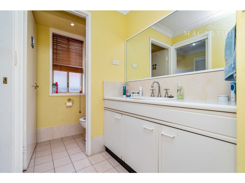 20 Doman Street, Estella NSW 2650