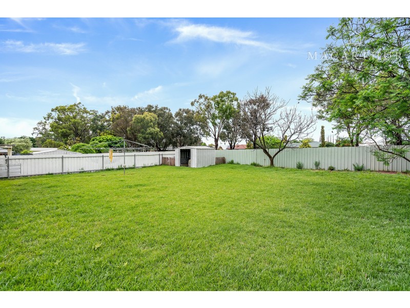 20 Doman Street, Estella NSW 2650