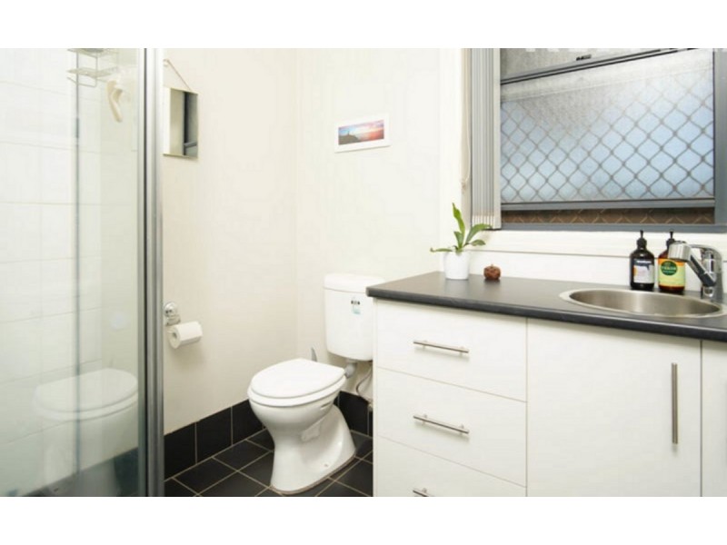 2 Rhoda Avenue, Wagga Wagga NSW 2650