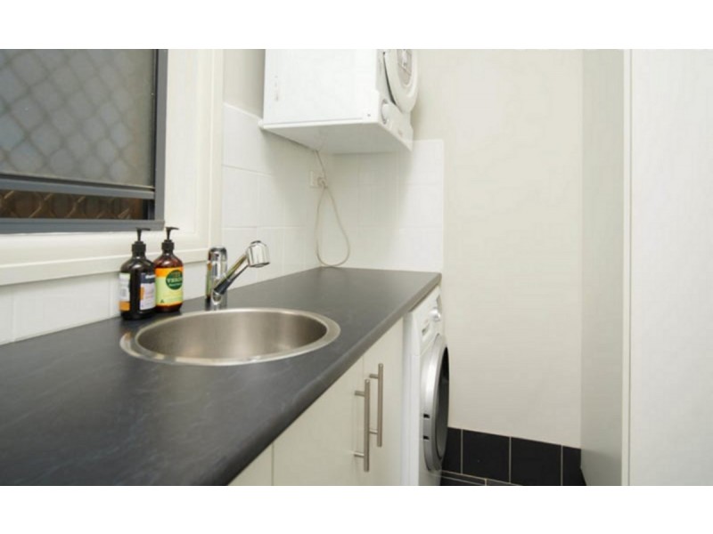 2 Rhoda Avenue, Wagga Wagga NSW 2650