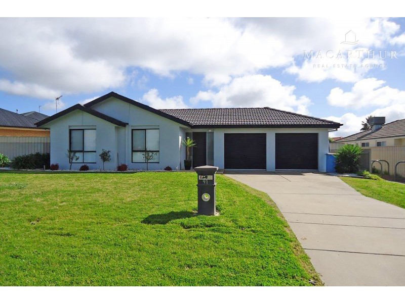91 Yentoo Drive, Glenfield Park NSW 2650