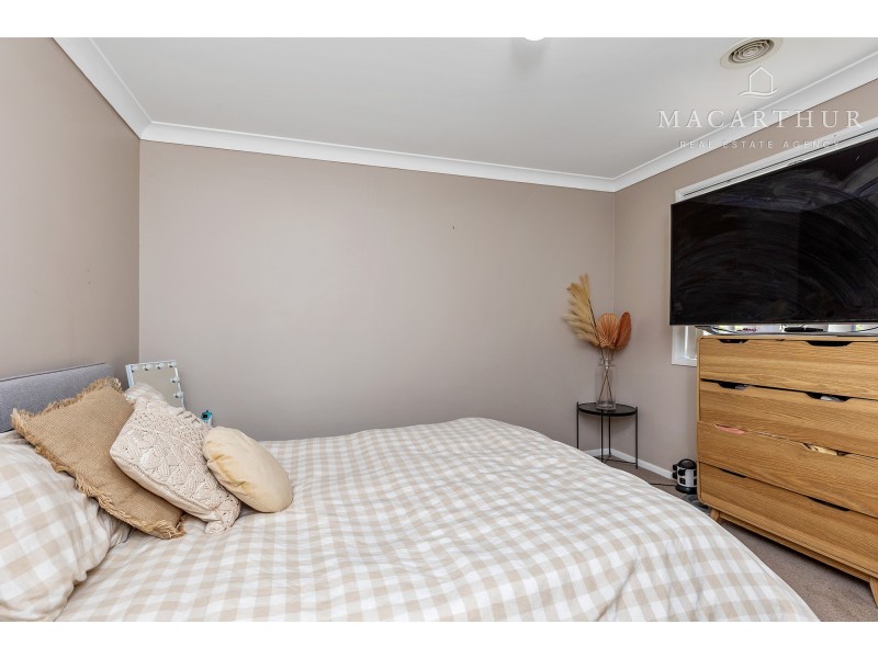 91 Yentoo Drive, Glenfield Park NSW 2650