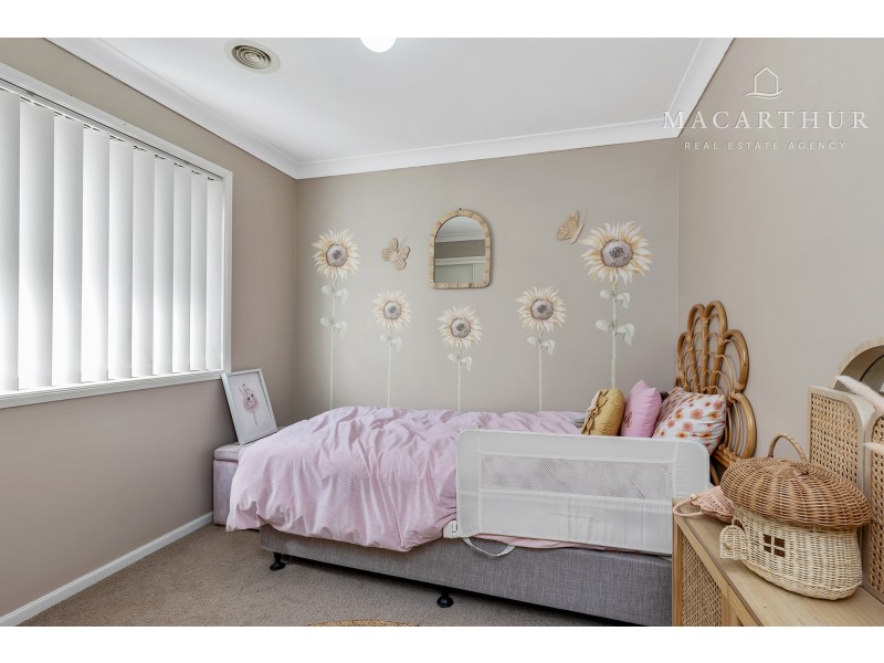 91 Yentoo Drive, Glenfield Park NSW 2650