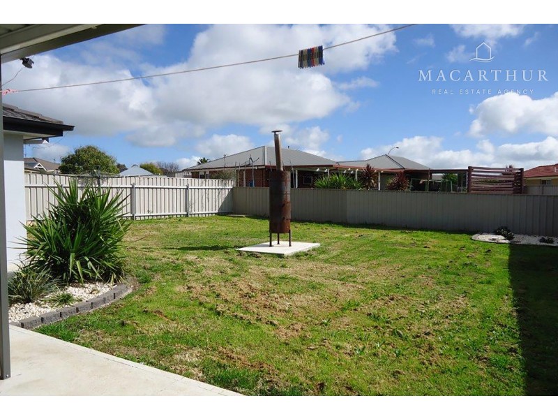 91 Yentoo Drive, Glenfield Park NSW 2650