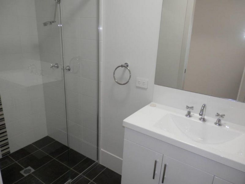 5A Hazelwood Drive, Forest Hill NSW 2651