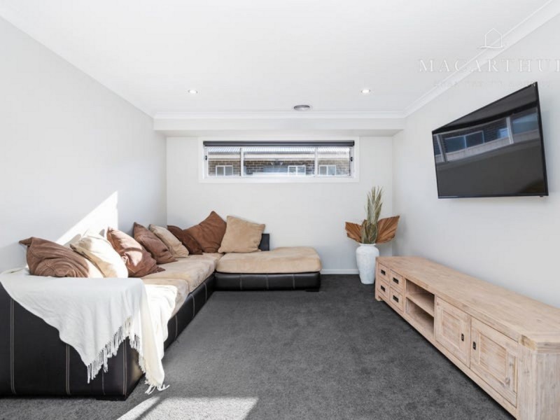 4 Paradise Drive, Gobbagombalin NSW 2650