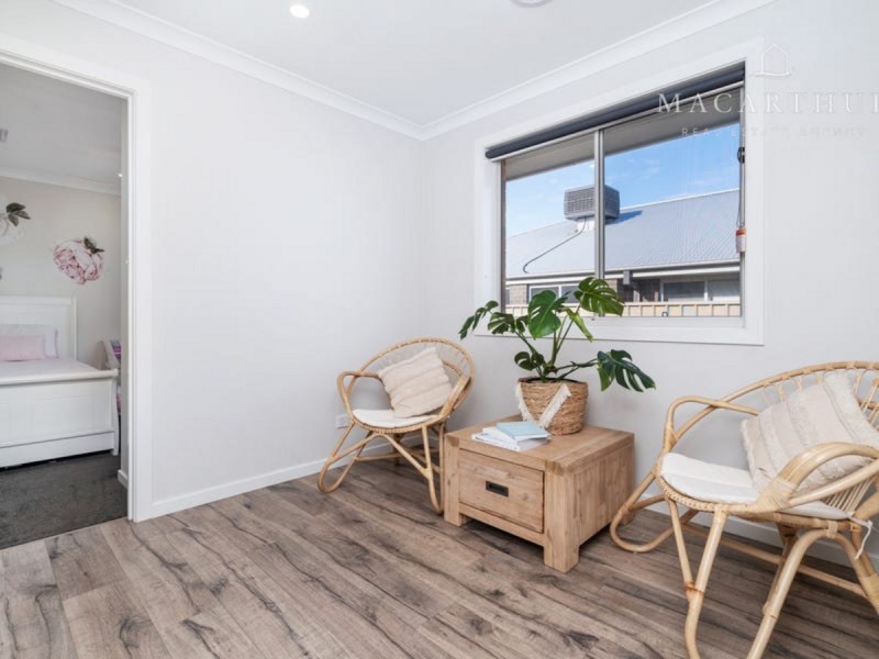 4 Paradise Drive, Gobbagombalin NSW 2650