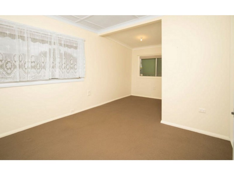 20 Elizabeth Street, North Wagga Wagga NSW 2650