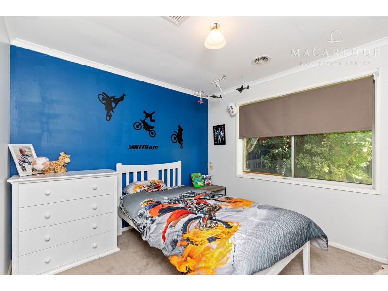 430 Lake Albert Road, Lake Albert NSW 2650