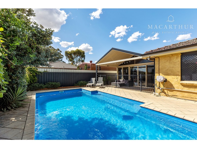 430 Lake Albert Road, Lake Albert NSW 2650