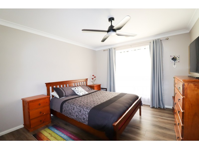 2 Barrima Drive, Glenfield Park NSW 2650