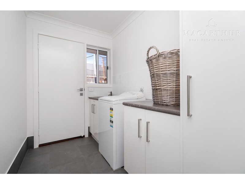 60 Jumbuck Drive, Gobbagombalin NSW 2650