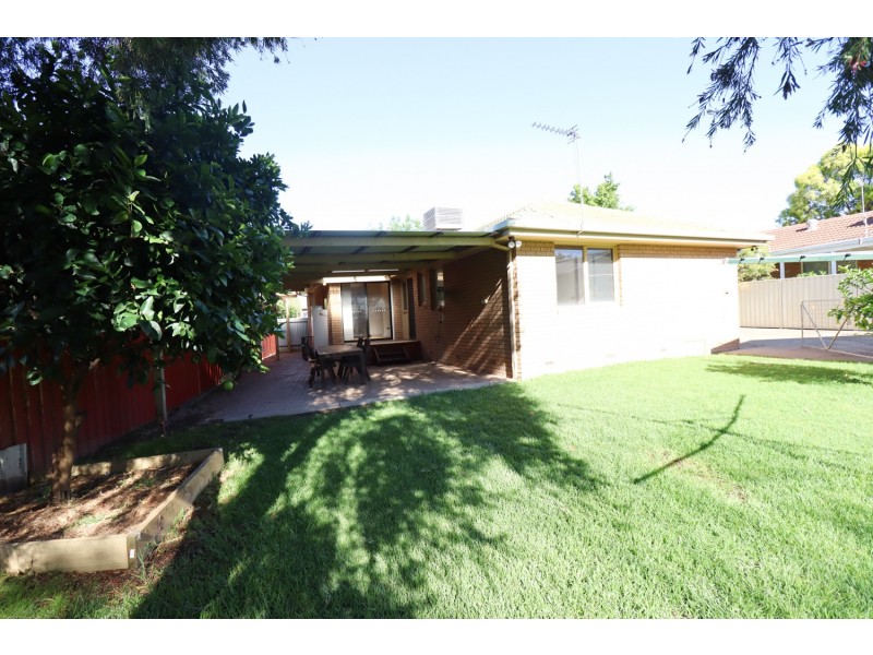 47 Pugsley Avenue, Estella NSW 2650