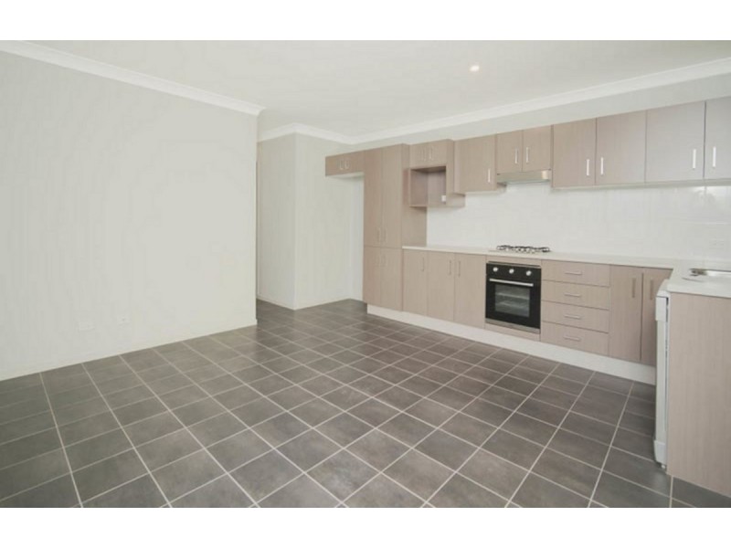 1/57 Coppabella Drive, Gobbagombalin NSW 2650