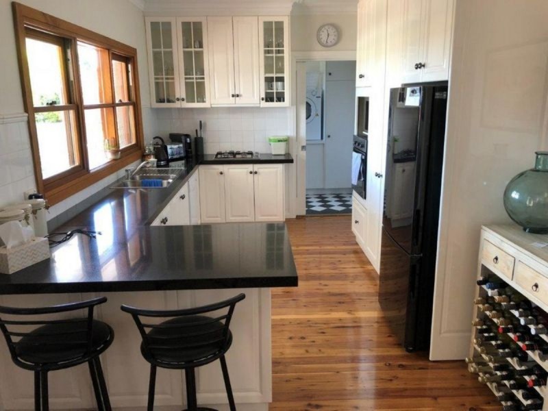23 Brooklyn Drive, Bourkelands NSW 2650