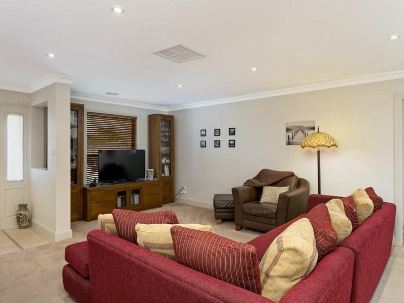 1/1 Mckeown Street, Estella NSW 2650