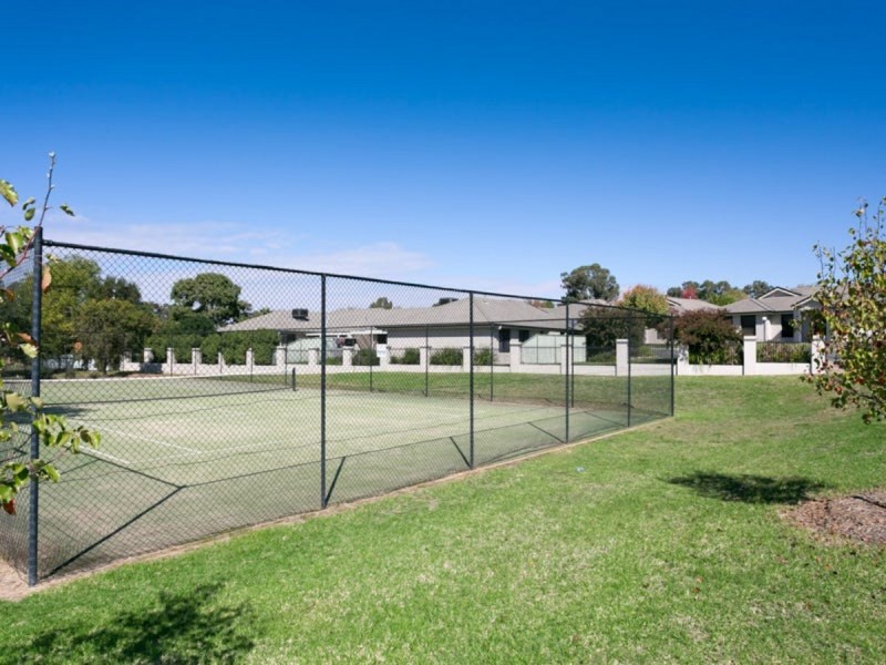 1/1 Mckeown Street, Estella NSW 2650