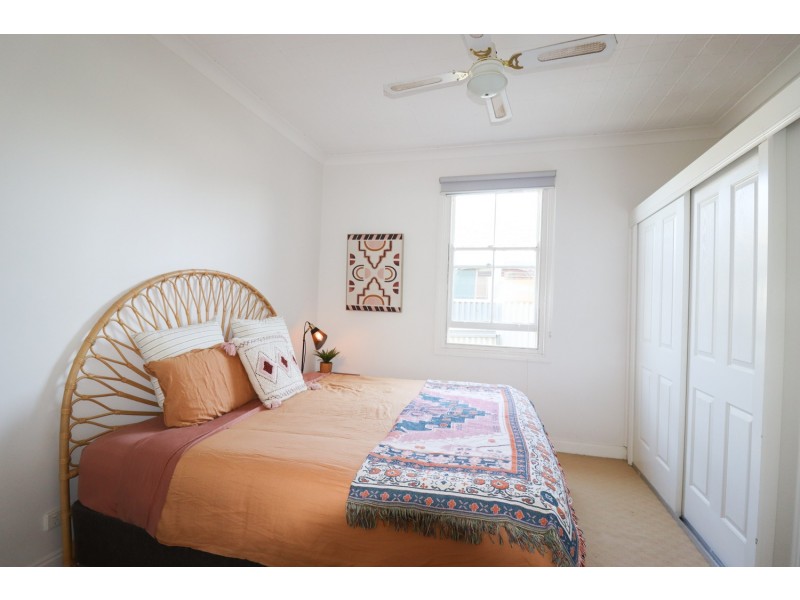 50 Heath Street, Turvey Park NSW 2650