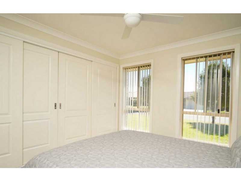 3/3 Carinya Street, Glenfield Park NSW 2650