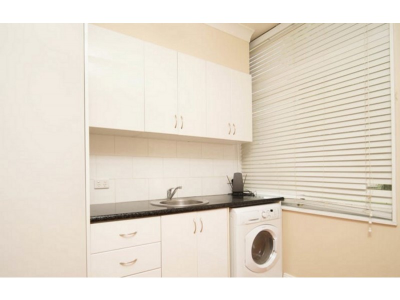 2/141 Gurwood Street, Wagga Wagga NSW 2650
