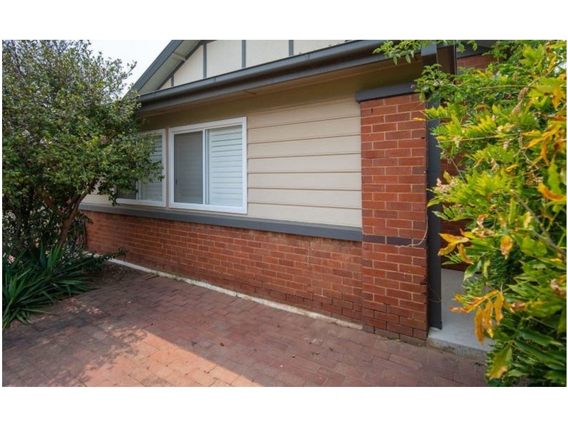 13 Edmondson Street, Turvey Park NSW 2650