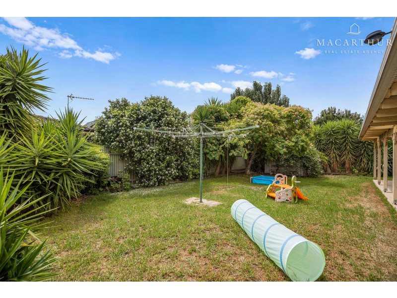 71 Dalman Parkway, Glenfield Park NSW 2650