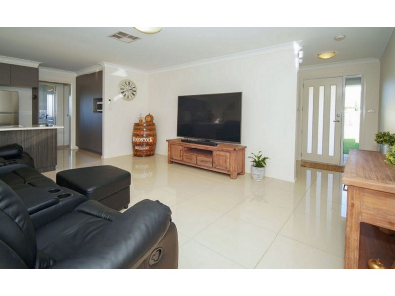 59 Durack Circuit, Boorooma NSW 2650