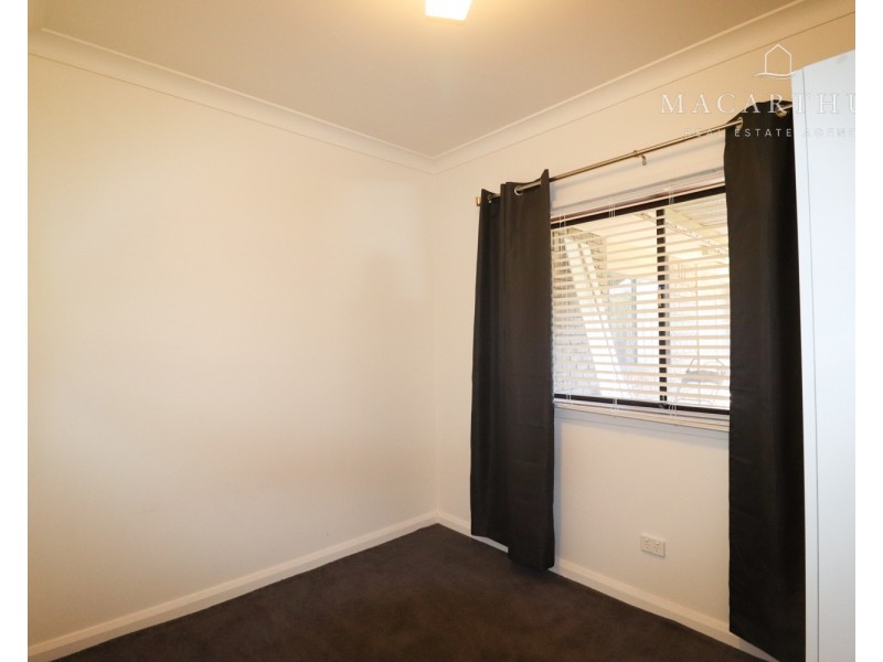 13 Norfolk Avenue, Lake Albert NSW 2650