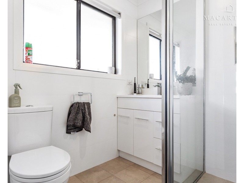 8 Mugga Street, Gobbagombalin NSW 2650