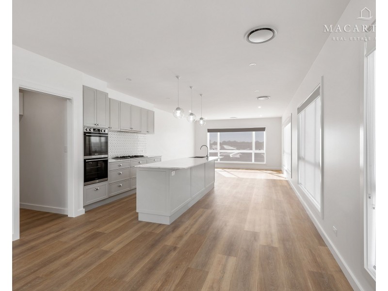 19 Jumbuck Drive, Gobbagombalin NSW 2650