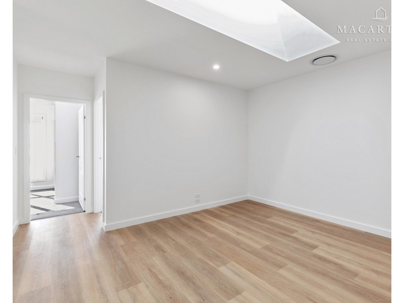 19 Jumbuck Drive, Gobbagombalin NSW 2650
