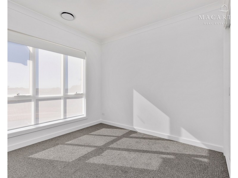 19 Jumbuck Drive, Gobbagombalin NSW 2650