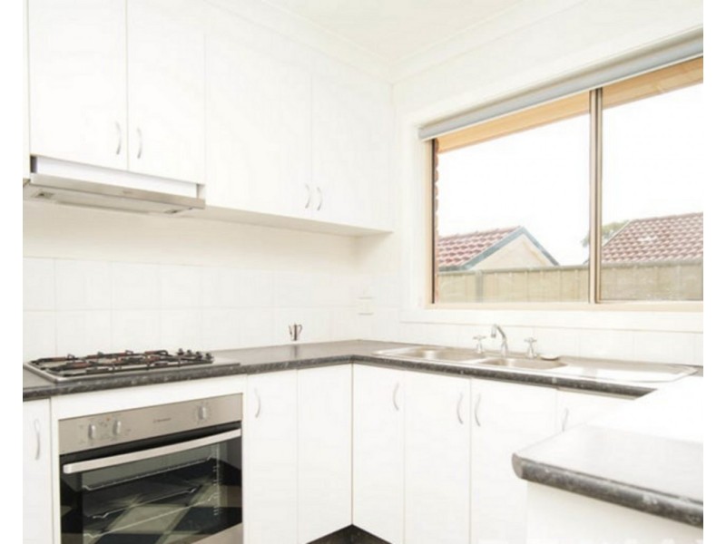 4 Clipper Way, Estella NSW 2650