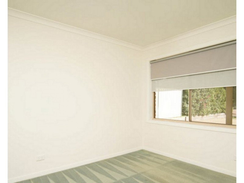 4 Clipper Way, Estella NSW 2650