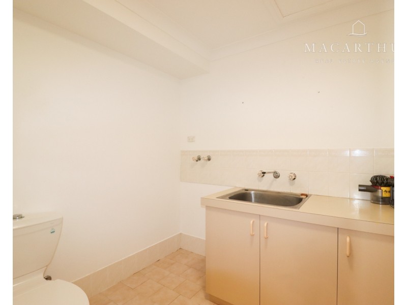 63 Simkin Crescent, Kooringal NSW 2650