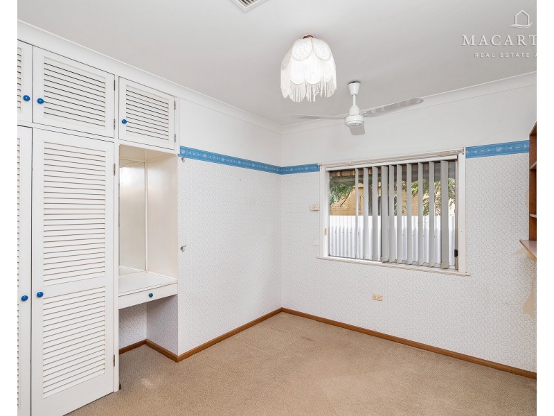 18 Green Street, Lockhart NSW 2656