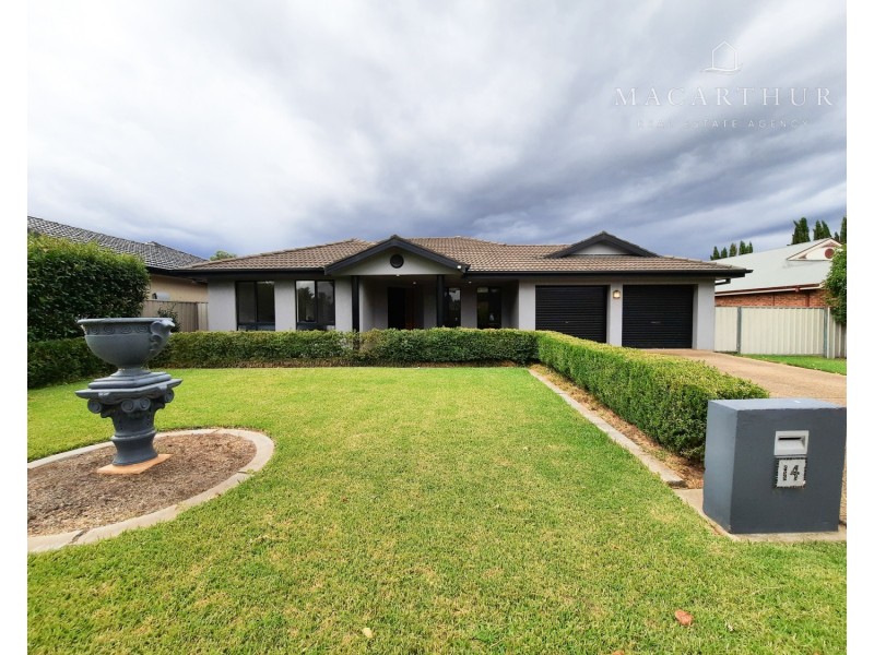 14 Coventry Place, Lake Albert NSW 2650