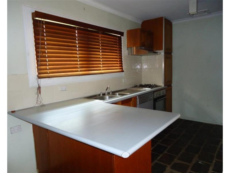 32 Jack Avenue, Mount Austin NSW 2650