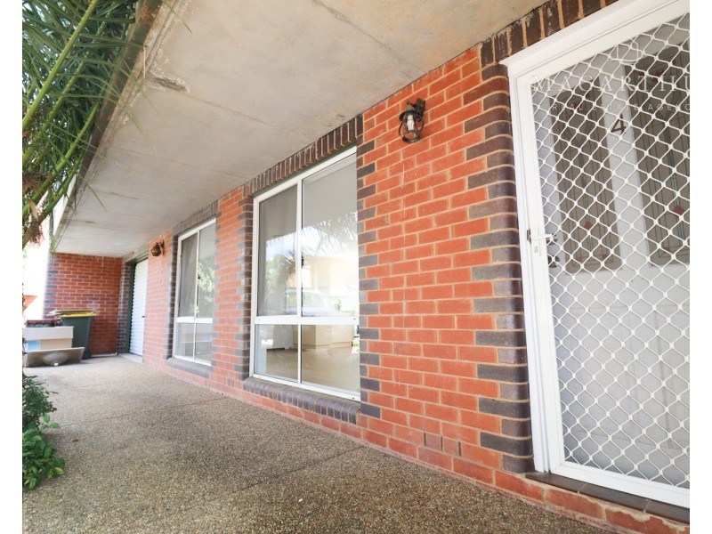 4/245 Edward Street, Wagga Wagga NSW 2650