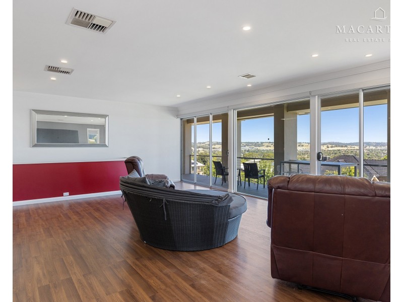 41 Kansas Drive, Tolland NSW 2650