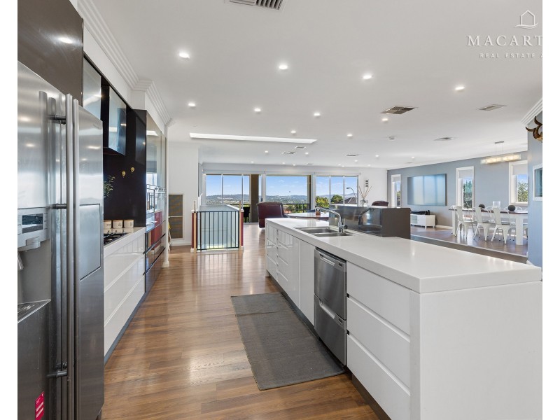 41 Kansas Drive, Tolland NSW 2650