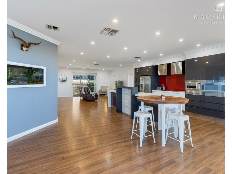 41 Kansas Drive, Tolland NSW 2650