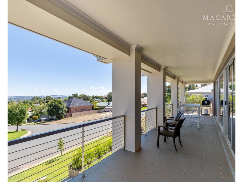 41 Kansas Drive, Tolland NSW 2650