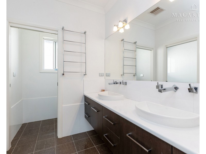 41 Kansas Drive, Tolland NSW 2650