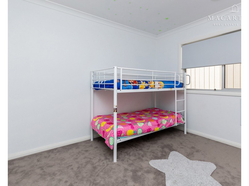 41 Kansas Drive, Tolland NSW 2650