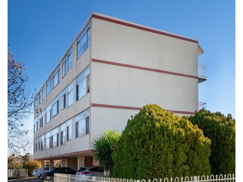 4/141 Gurwood Street, Wagga Wagga NSW 2650