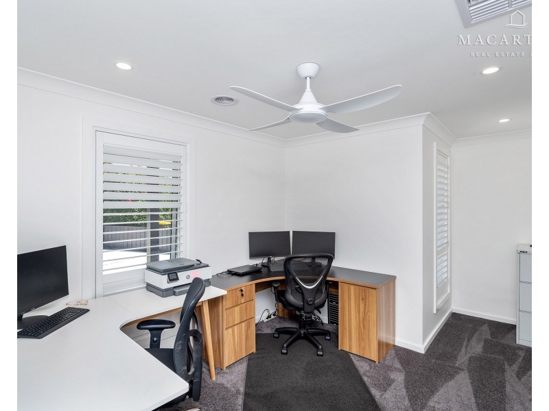 58 Jasmin Crescent, Lake Albert NSW 2650