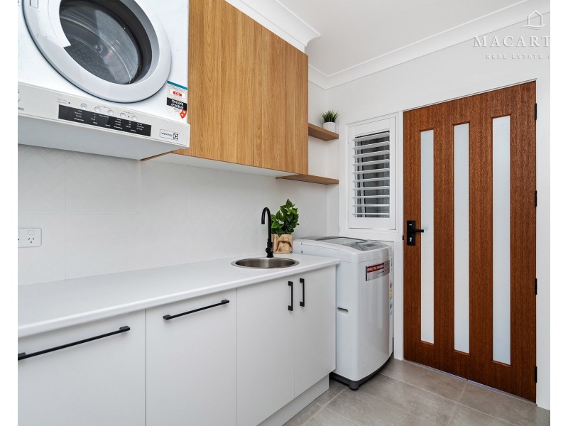 58 Jasmin Crescent, Lake Albert NSW 2650