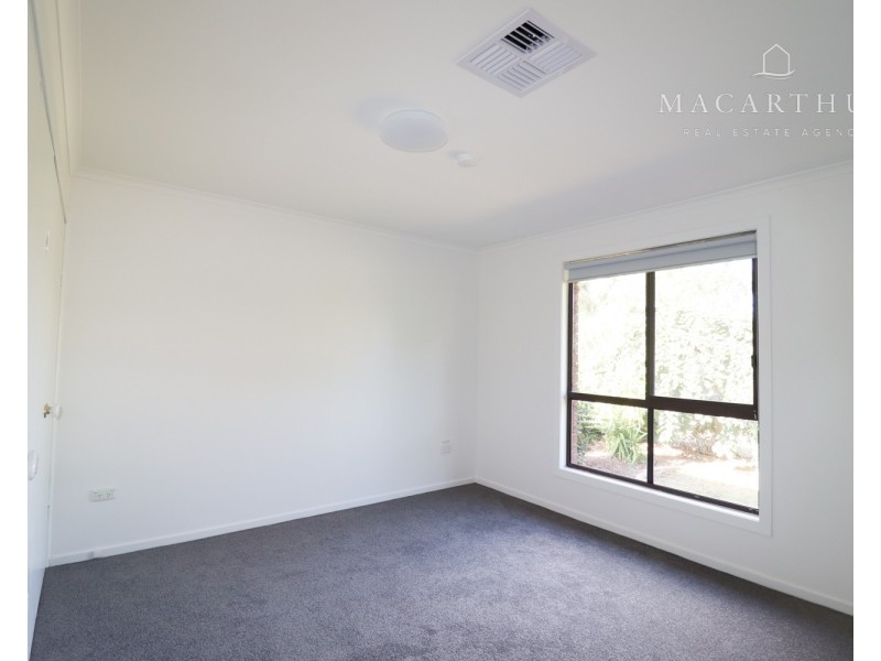 32 Forrest Street, Lake Albert NSW 2650
