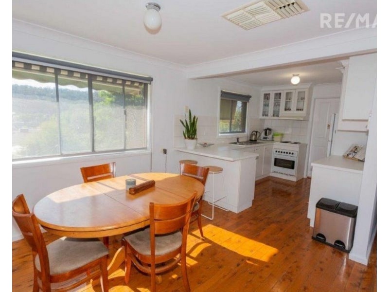 18 Malumba Crescent, Kooringal NSW 2650